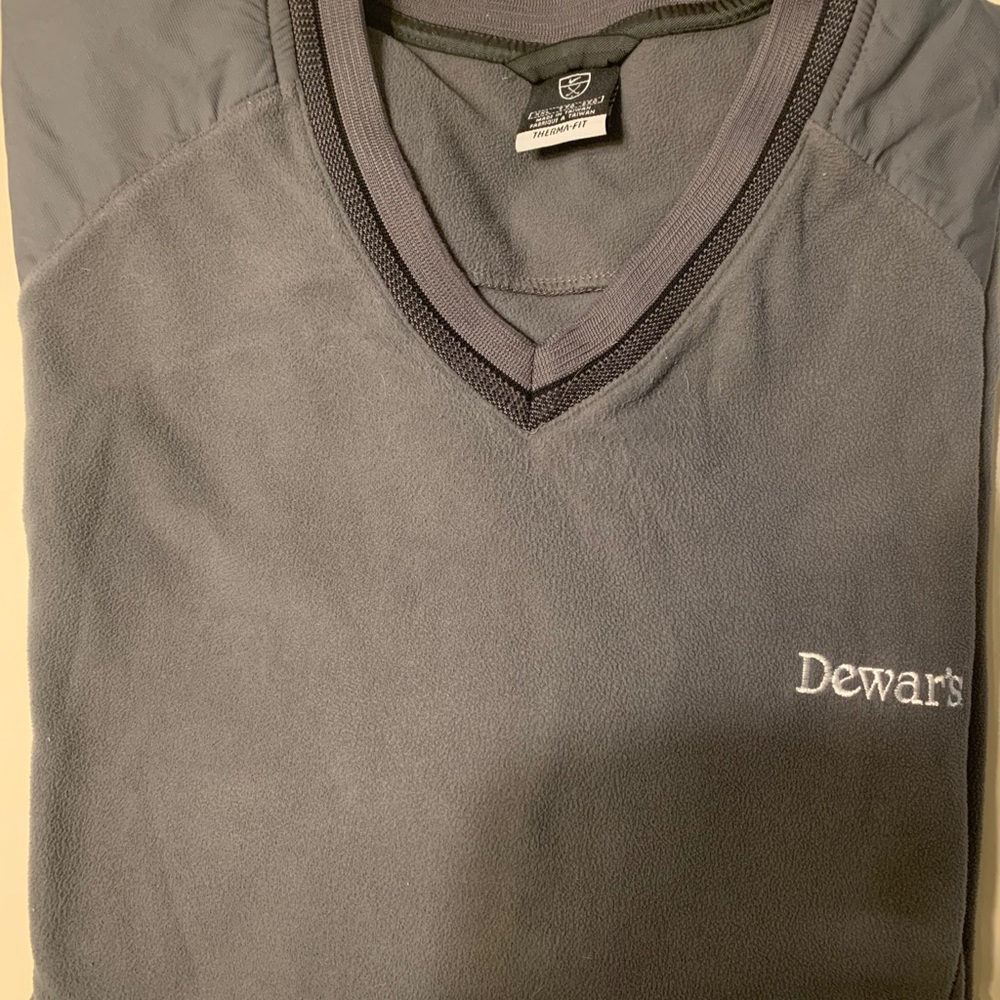 Dewar’s therma-fit v- neck pullover by Nike. 2XL